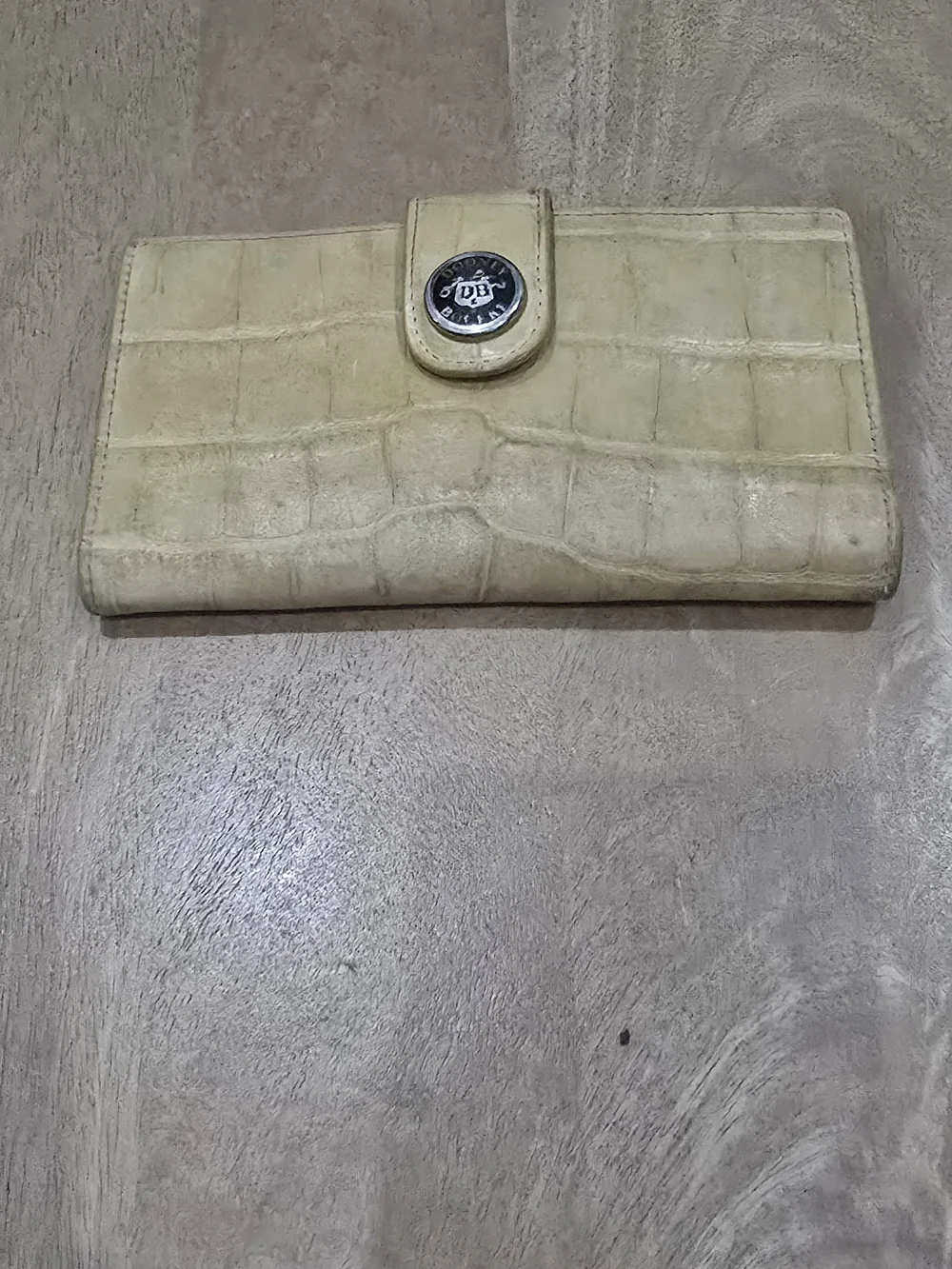 ​Vintage Dooney & Bourke Cream Croc Embossed Leather Continental WalletCheckbook